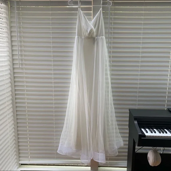 FASHION NOVA White tulle maxi wedding dress, NWT - Picture 4 of 11